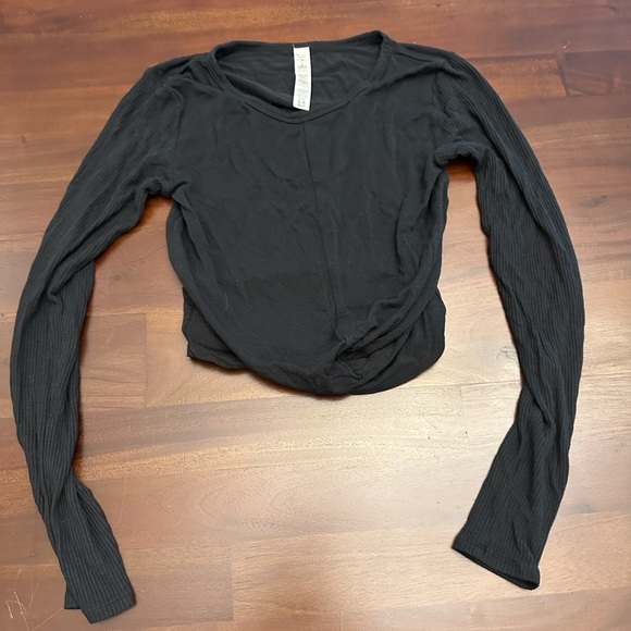 ALO Cover Long Sleeve Top - Picture 7 of 8